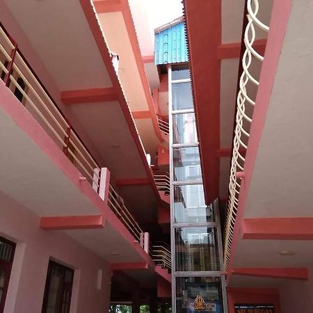 Hotel Sri Murugan Guest House Mahabalipuram Bagian luar foto